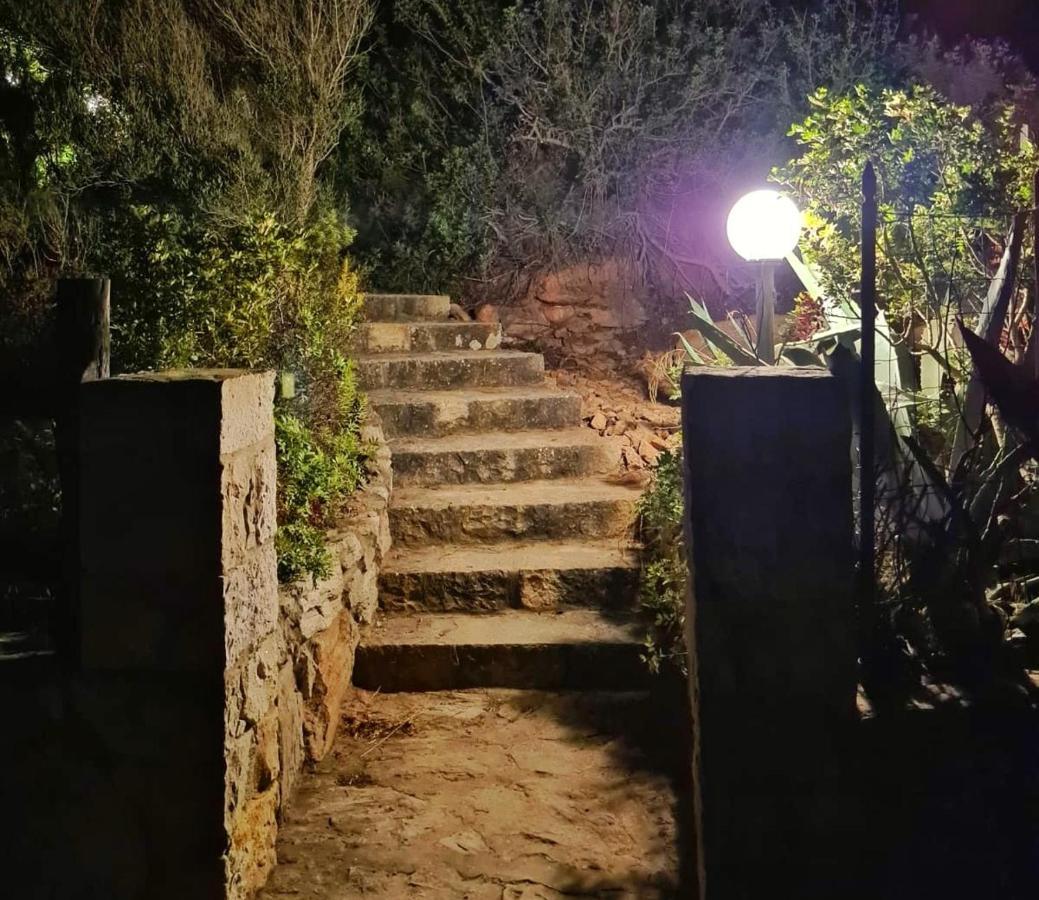 Casette Del Maestrale E Dello Scirocco SantʼAntìoco Exteriör bild